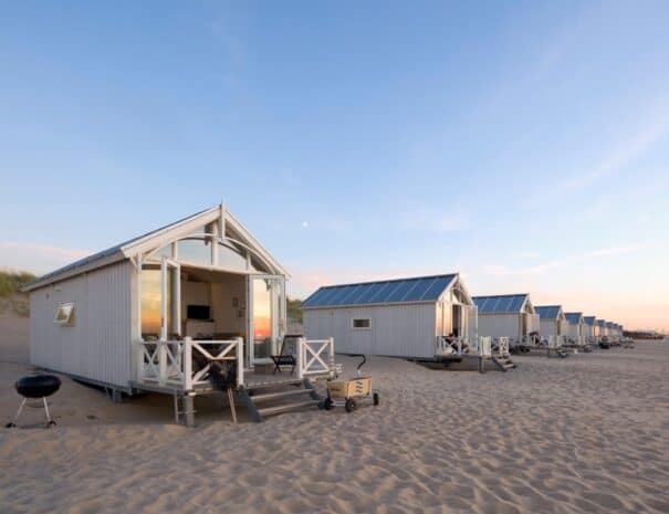 Strandhuisjes direct op het zand
